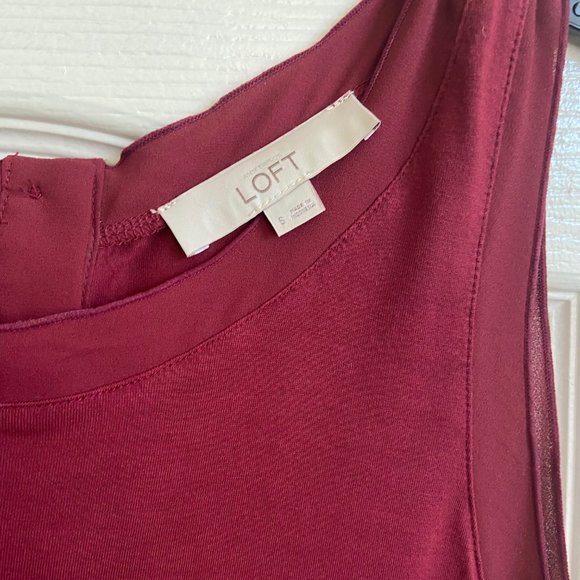 Loft Burgundy Rayon Sleeveless Top Small - Picture 4 of 5
